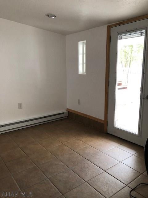 Unknown - Residential Lease