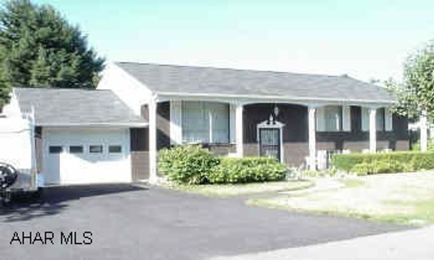 SEE INTERIOR PHOTO. NICE BI-LEVEL IN CONVENIENT LOCATION. 4 BEDROOMS, LARGE FAMILY ROOM, GREAT EAT-IN KITCHEN. SUN PORCH.
