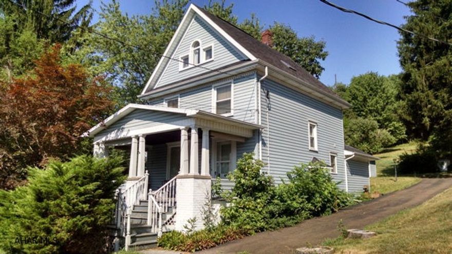 Tyrone Madison Ave home! 2 1/2 story, 4 BR, 1.5 BA. Spacious, eat in kitchen, large deck, 2 car attached garage, 4.2 acres. Exceptional Borough home w/ground.