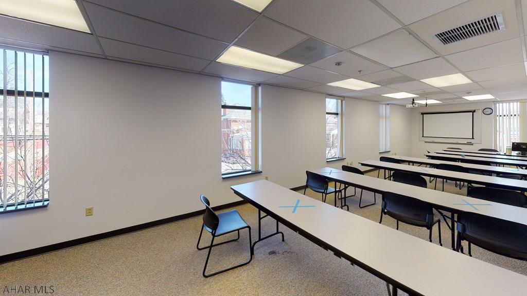 Eldorado - Commercial Lease