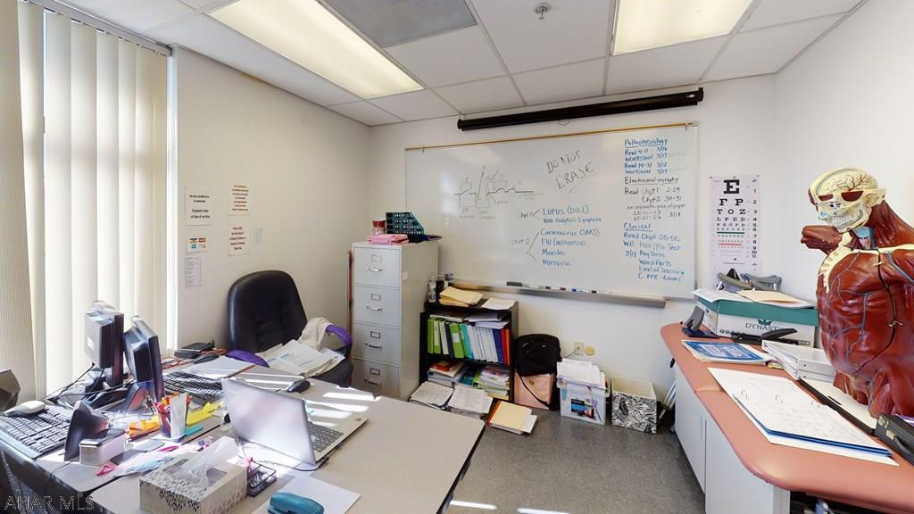 Eldorado - Commercial Lease