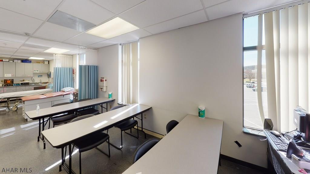 Eldorado - Commercial Lease