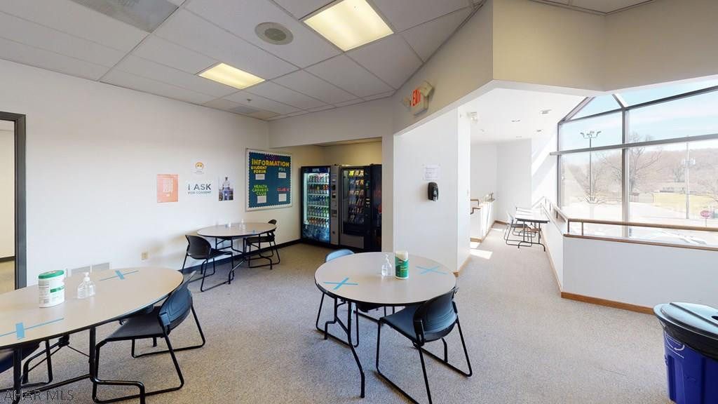 Eldorado - Commercial Lease