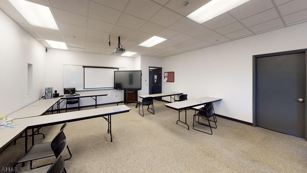 Eldorado - Commercial Lease