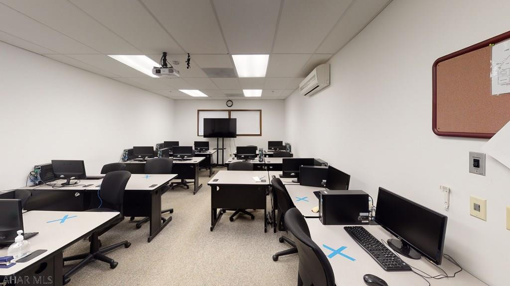 Eldorado - Commercial Lease