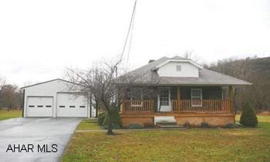 1 STORY LIVING ON 4 ACRES - "LEVEL" - ALL NEW MECHANICS - A/C - FURNACE-WATER SYSTEM - 3 BEDROOMS - 2 BATHS - NEW KITCHEN - LAUNDRY/MUD ROOM - DETACHED GARAGE HOLDS YOUR RV/CARS & TOYS - IS HEATED . CONTACT SUSAN 935-8252 1 STORY LIVING ON 4 ACRES - "LEVEL" - ALL NEW MECHANICS - A/C - FURNACE-WATER SYSTEM - 3 BEDROOMS - 2 BATHS - NEW KITCHEN - LAUNDRY/MUD ROOM - DETACHED GARAGE HOLDS YOUR RV/CARS & TOYS - IS HEATED. OIL HOT WATER HEAT PLUS HEAT PUMP FOR CENTRAL A/C OR HEAT.  CONTACT SUSAN 935-8252