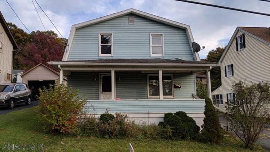 Lakemont area 2 Story vinyl home. Perfect for investors or handyman. Large eat-in kitchen, first floor laundry, 3 bedrooms and nice yard. Seller wants offers. AS-IS sale. Seller will make no repairs. Property gas lines need to be replaced. Electric system needs inspection/repairs.