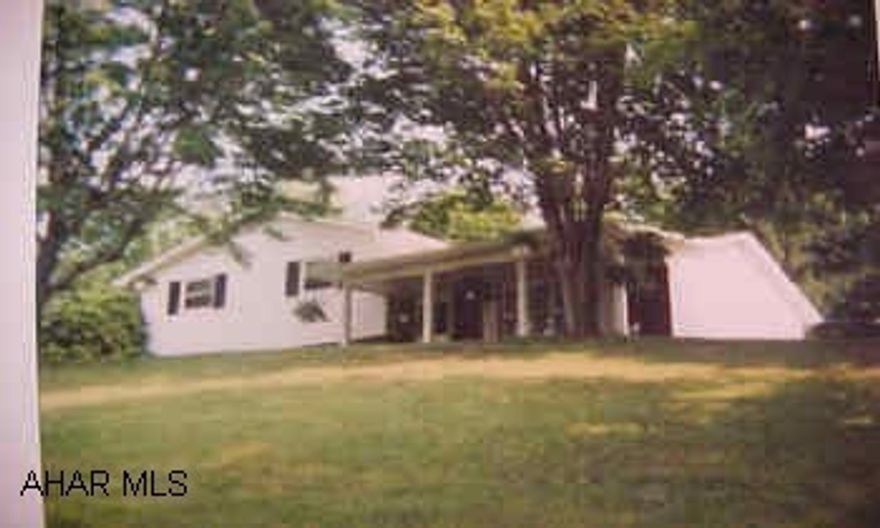 Stunning tri-level on 1.29 secluded acres.  3 BR, 2 BA, FR, HWD floors.  Bellwood schools.  Motivated sellers.