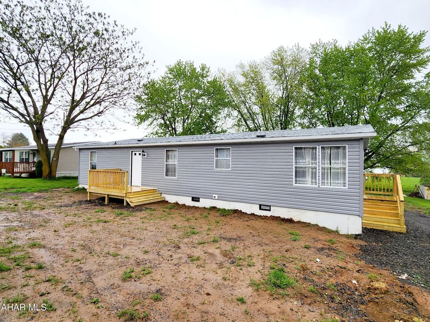 Nicely remodeled 3 bedroom 2 bath home in Spring Cove School District.  This property offer many upgrades and is currently on  a new crawl space and title has been retired. This floor plan offers a nice open concept and convenience of first floor living. The master bedroom offers a nice walk in closet and full private bathroom.  The large level back yard is perfect for entertaining or can be fenced for added privacy. Call listing agent for your tour or more information.