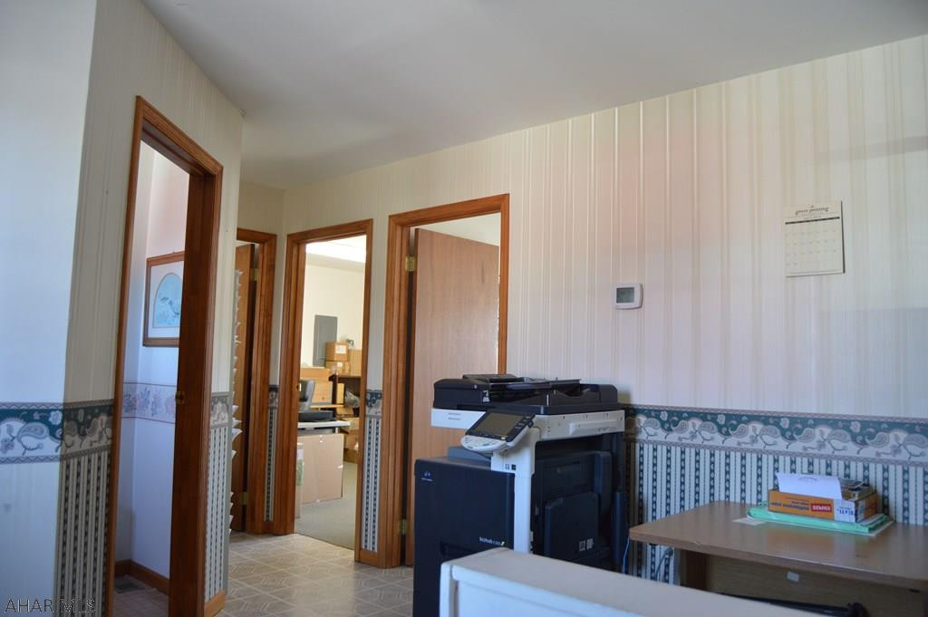 Unknown - Commercial Sale