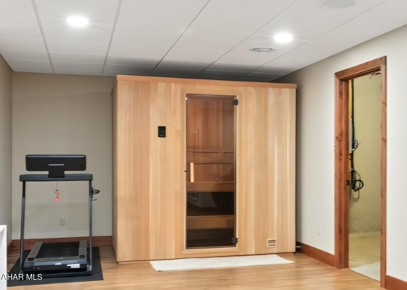 Fox Hollow - Residential