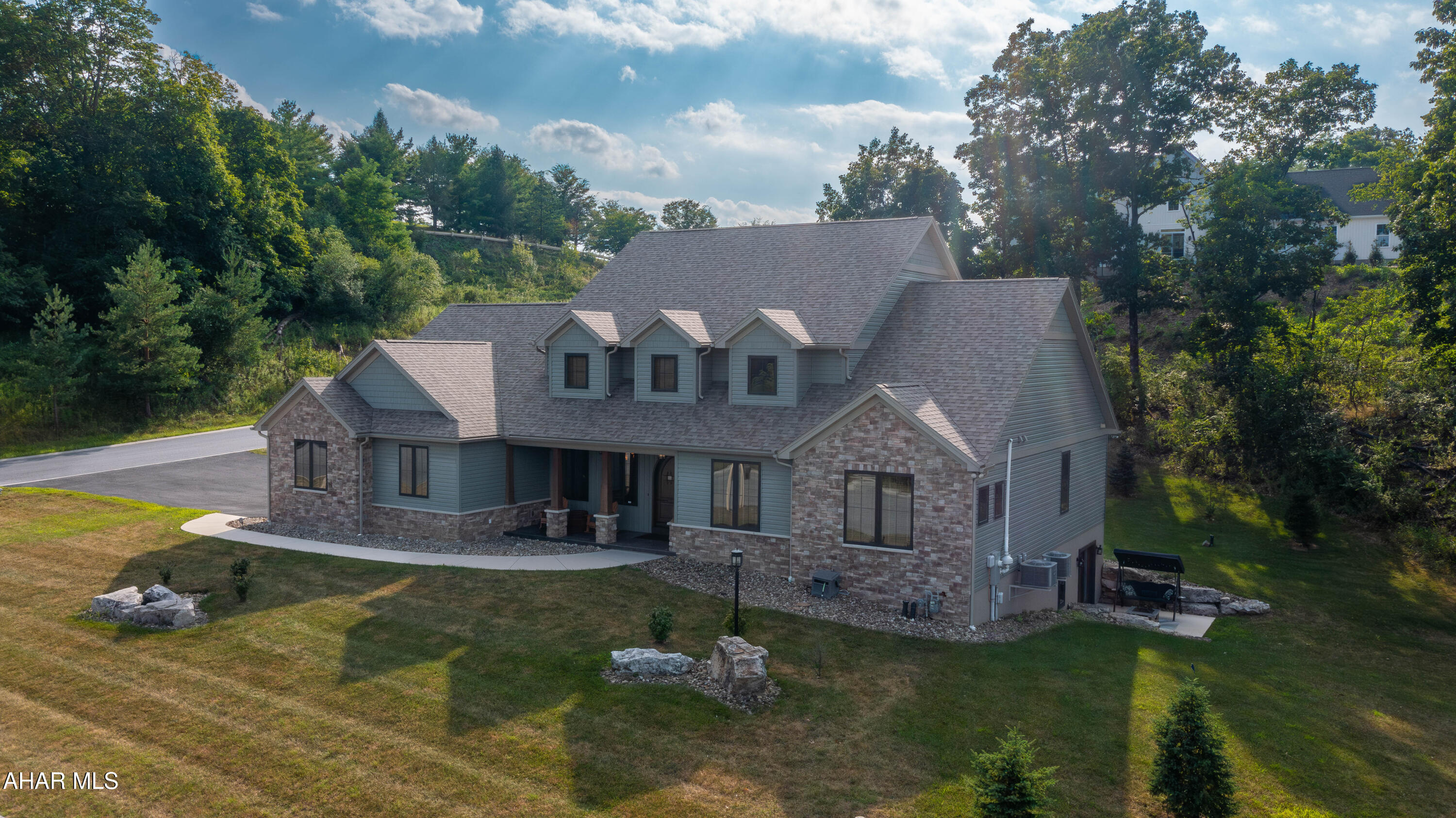 Fox Hollow - Residential