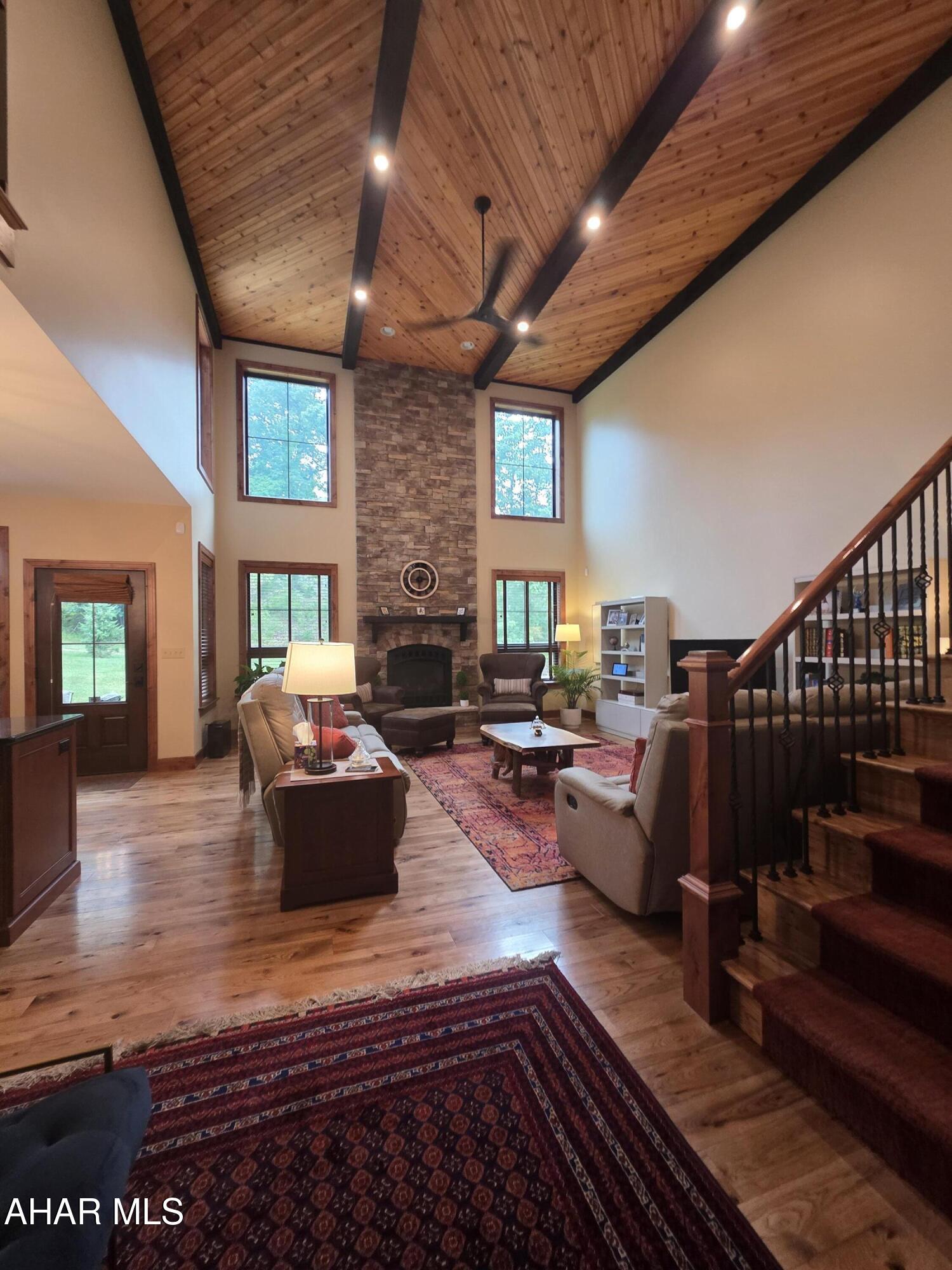 Fox Hollow - Residential