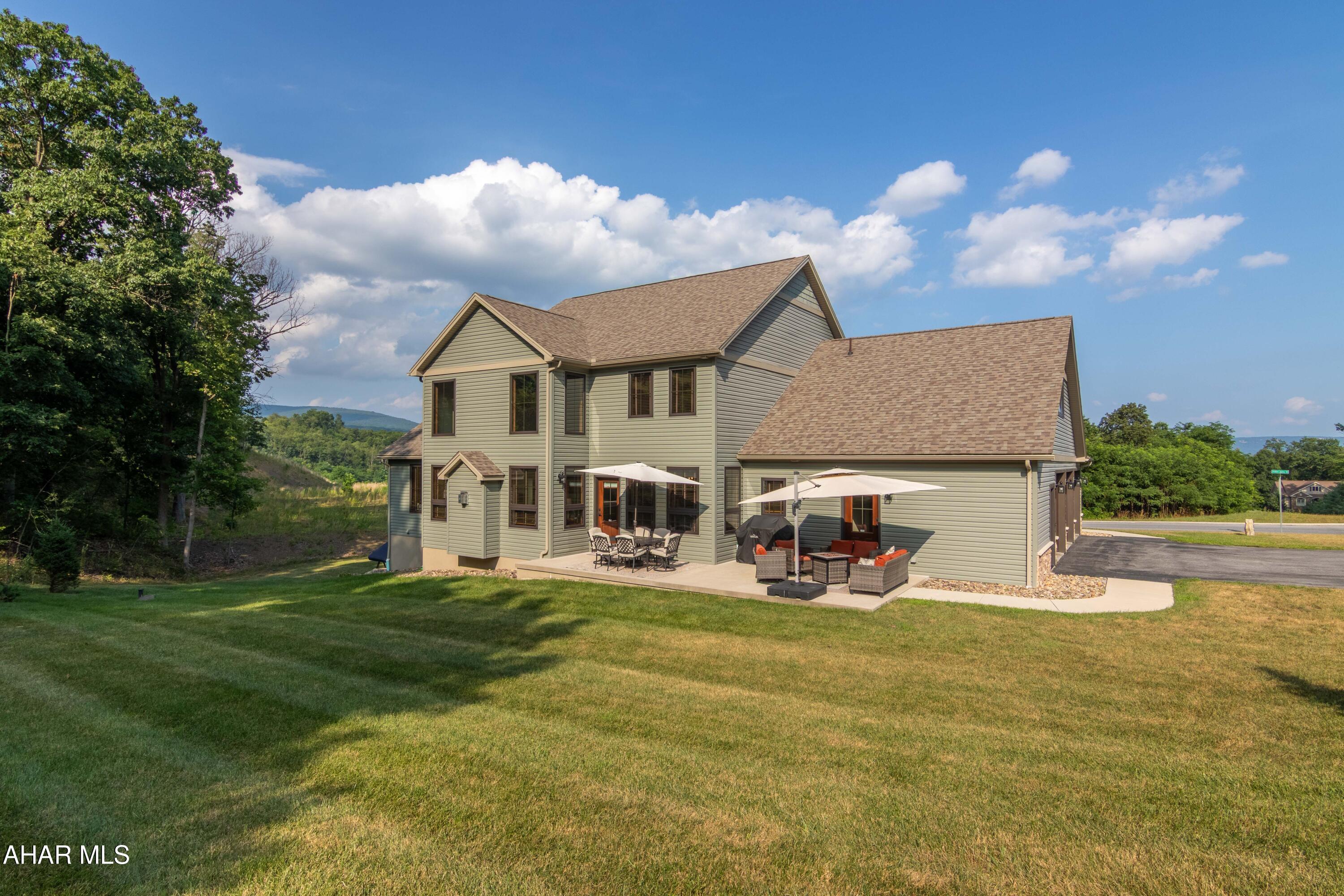 Fox Hollow - Residential