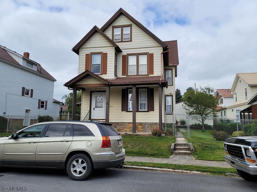 Take a look at this 2 bedroom 2 bath home uniquely set up that it can easily be 2 single bedroom apartments. The home also has 2 Kitchens.