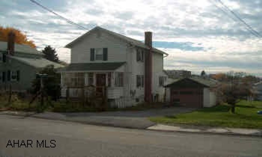 sold "as is"  needs some tlc. Contact listing agent for addendum.