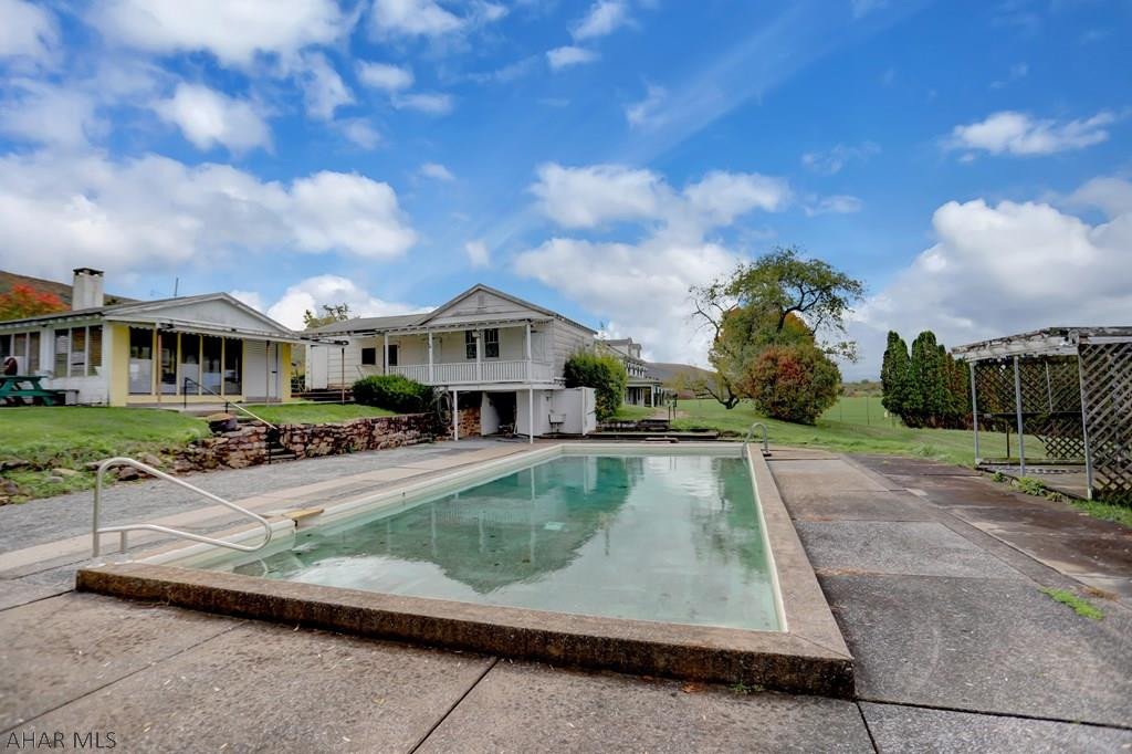 Unknown - Residential