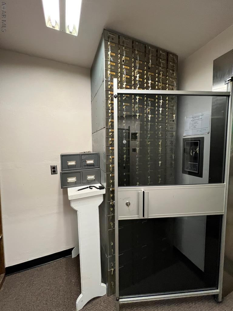 Eldorado - Commercial Sale