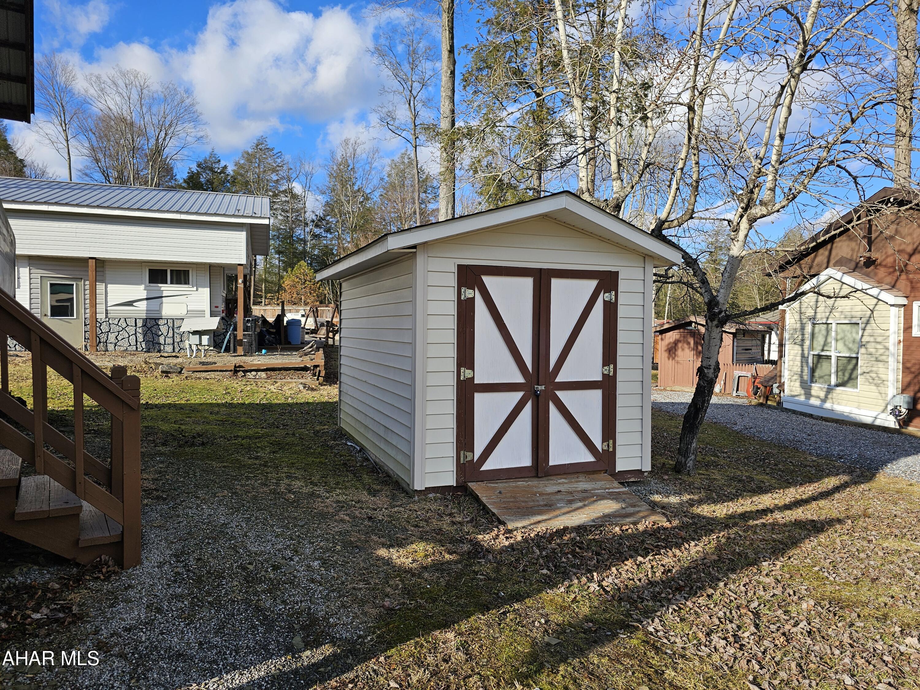 Glendale Yearound - Residential