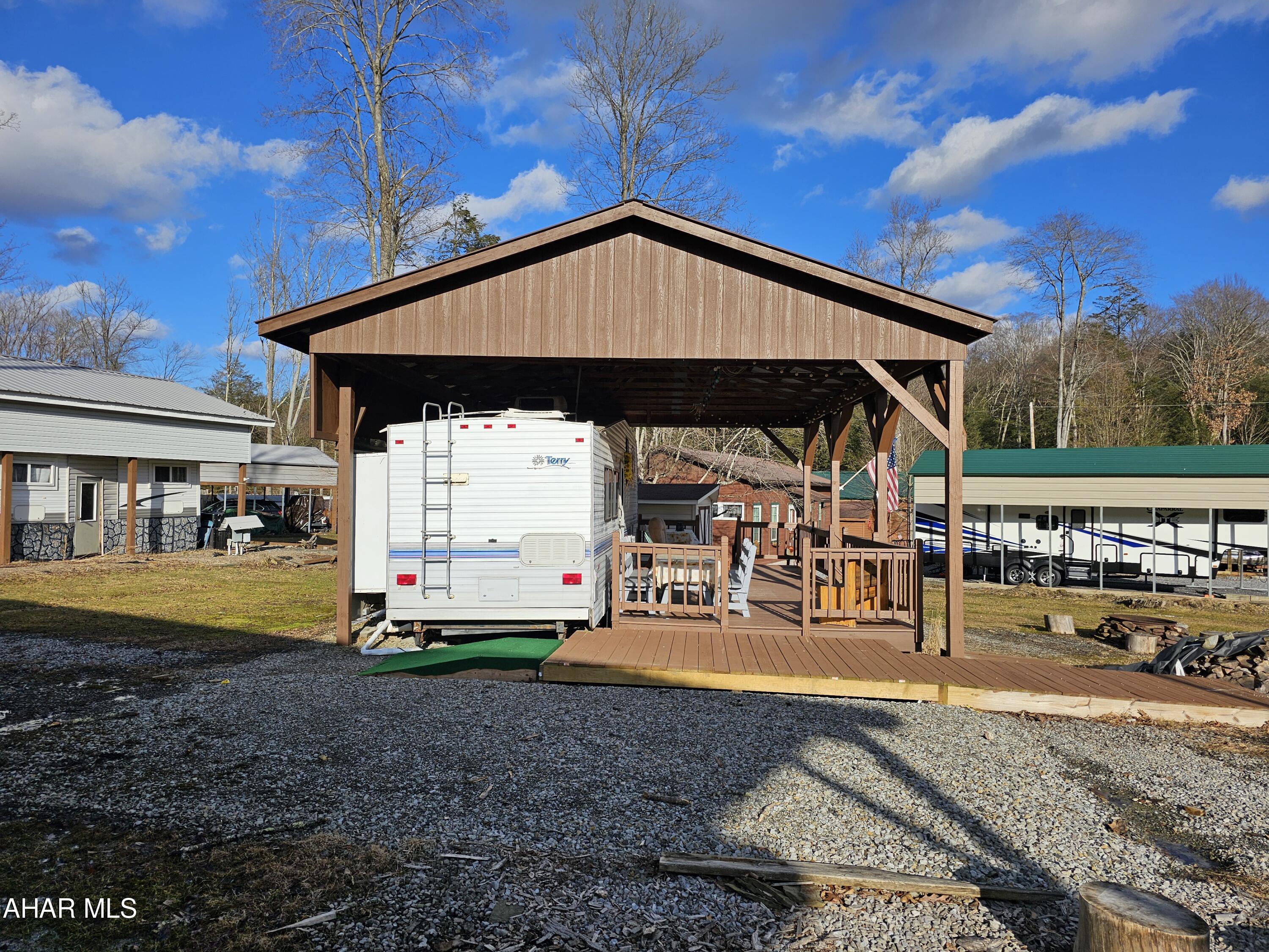 Glendale Yearound - Residential