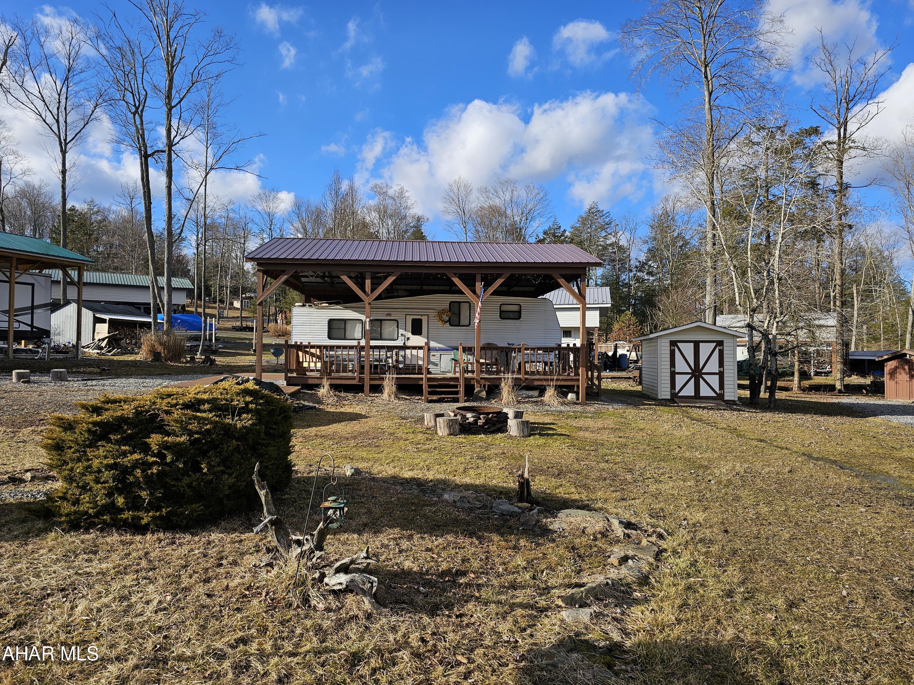 Glendale Yearound - Residential