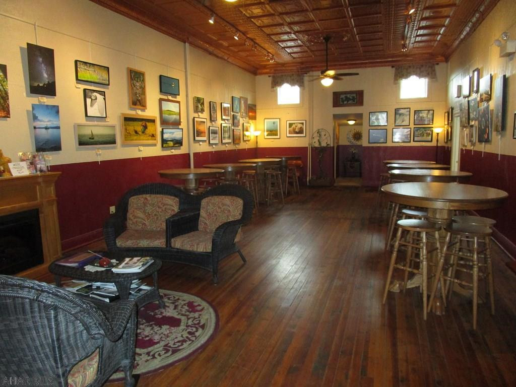 Unknown - Commercial Sale