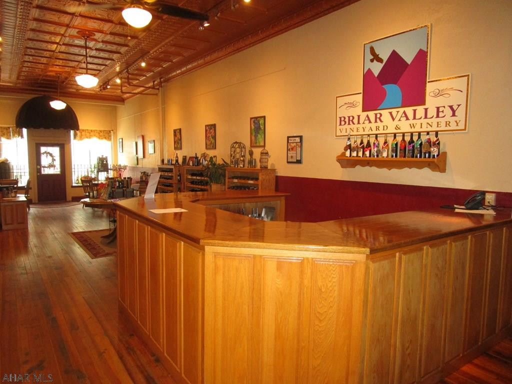 Unknown - Commercial Sale