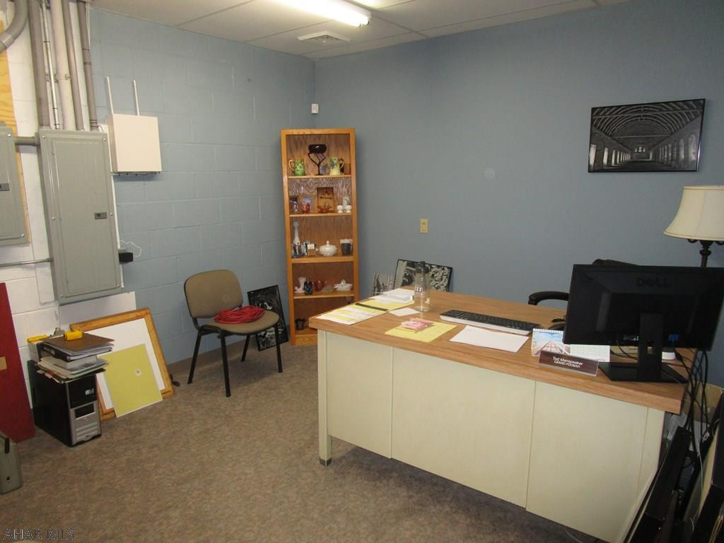 Unknown - Commercial Sale