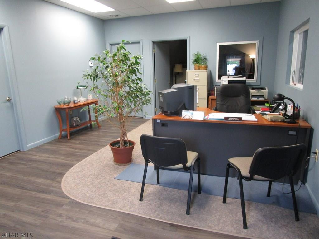 Unknown - Commercial Sale