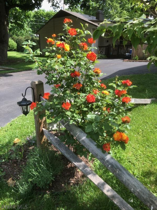 Llyswen - Residential