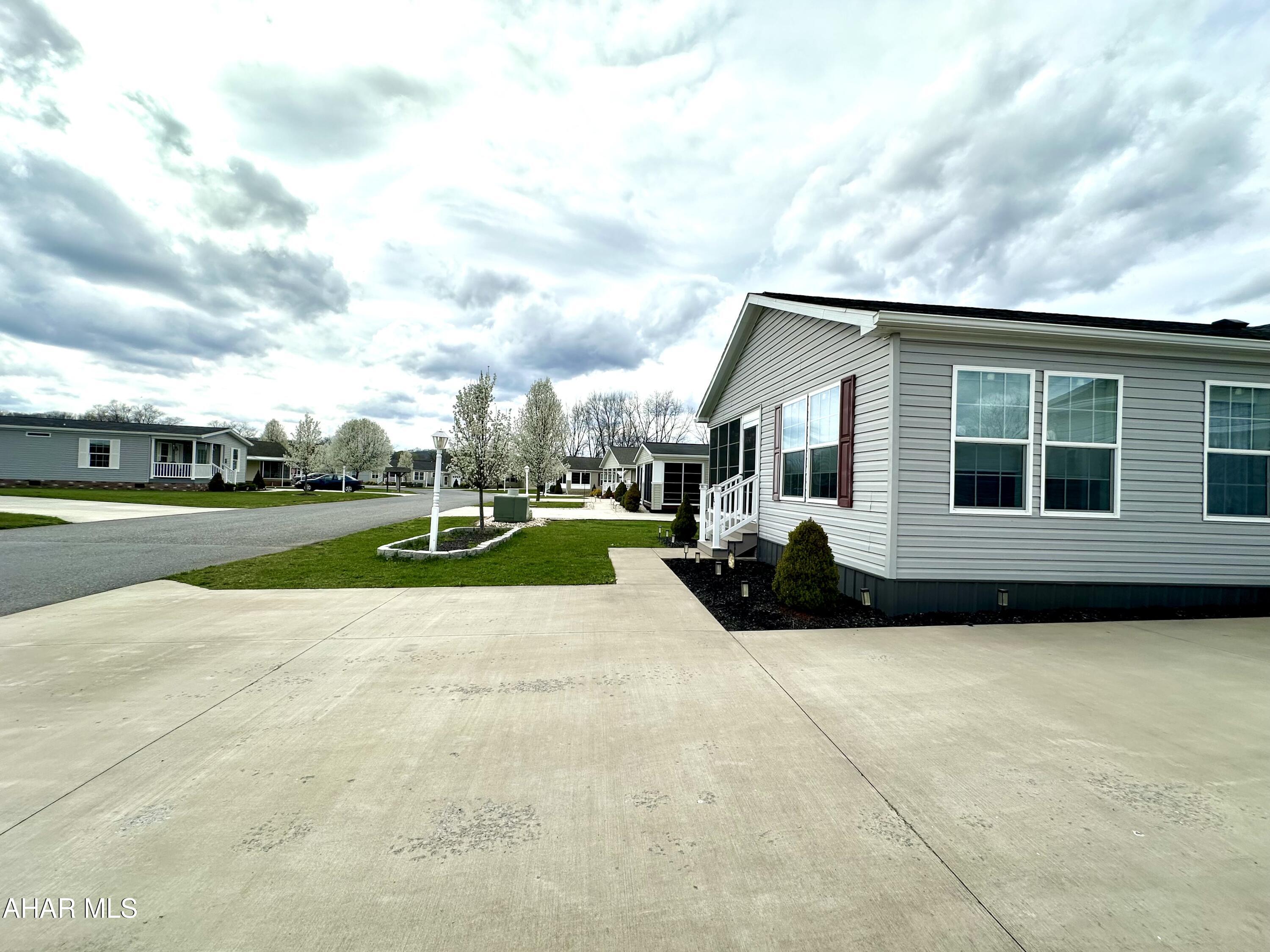 Arrowhead Acres - Residential