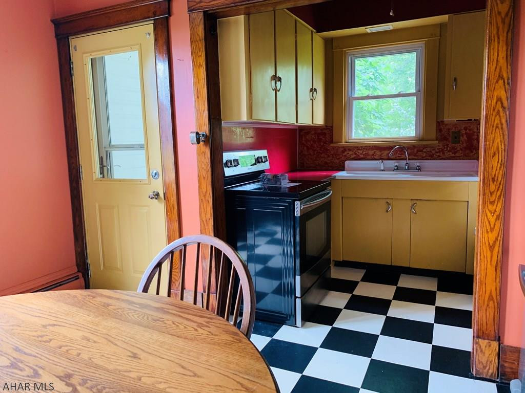 Unknown - Residential