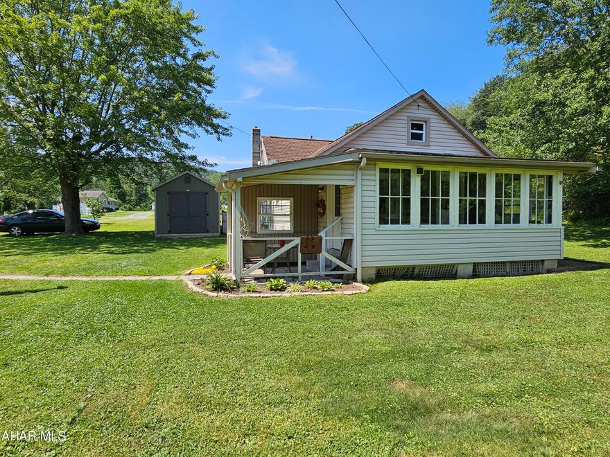 Move in ready! This 2 bedroom home is ready for its new owner, Just move right in! Plenty of privacy in the backyard with nearly half an acre. Large living room and kitchen. Large enclosed porch. Easy up-keep. Don't miss it!