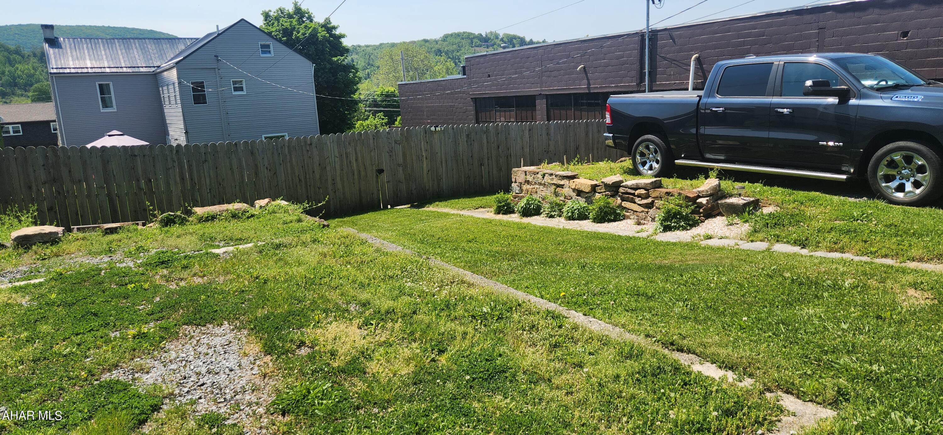 Hollidaysburg - Residential