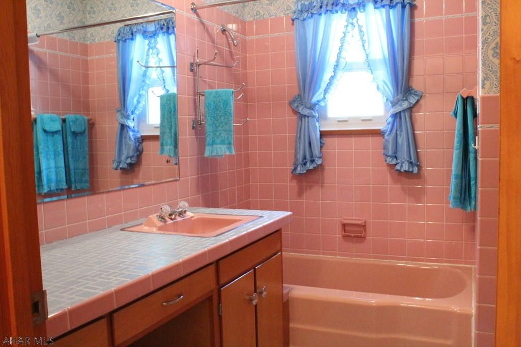 Meadowbrook - Residential