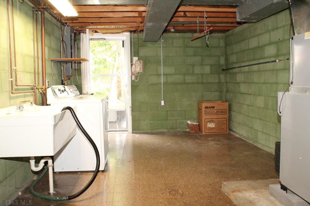 Meadowbrook - Residential