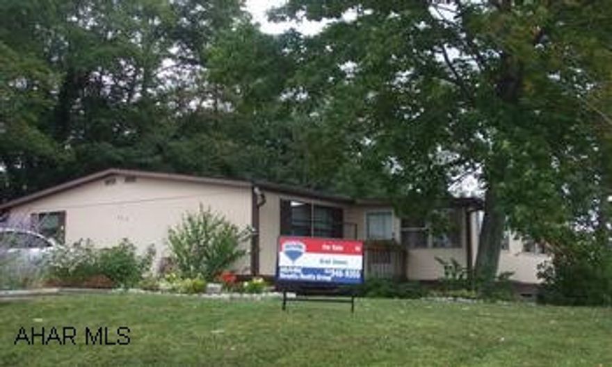 Immaculate 3 BR, 2 BA 1989 Champion Doublewide.  New carpet, newer roo, C/A, Skylight, Walk in Closet, EIK, Sun Porch & more.  New furnace installed Febuary 2008. Lot rent is $245 / mo includes trash & snow removal.  Great private lot with trees and beautifully landscaped.