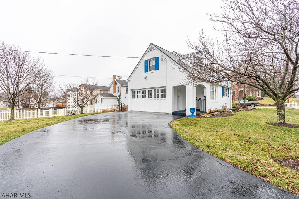 Hollidaysburg - Residential