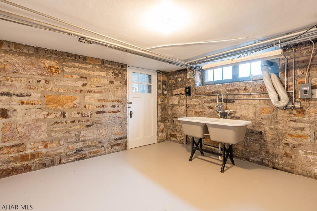 Hollidaysburg - Residential