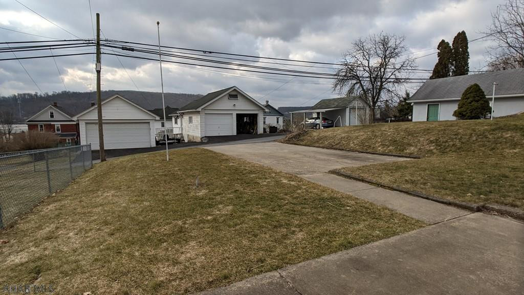 Hollidaysburg - Residential