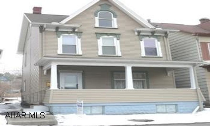 2.5 STORY WITH FIRST FLOOR NEW CARPETS. LARGE LIVING ROOM & DINING ROOM/FRENCH DOORS KITCHEN. 2 BEDROOMS 2ND FLOOR. 3RD BEDROOM ATTIC FINISHED. GREAT FIRST TIME BUYER OR INVESTMENT PROPERTY. 3 BEDROOM, LR, DR, KITCHEN/APPLIANCES. OFF STREET PARKING. NEWER FURNACE. MOVE IN CONDITION. REALTOR OWNED.