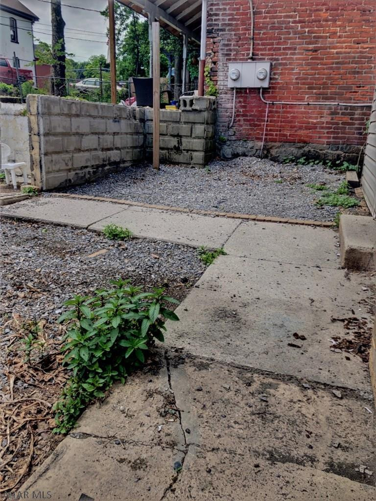 Unknown - Residential