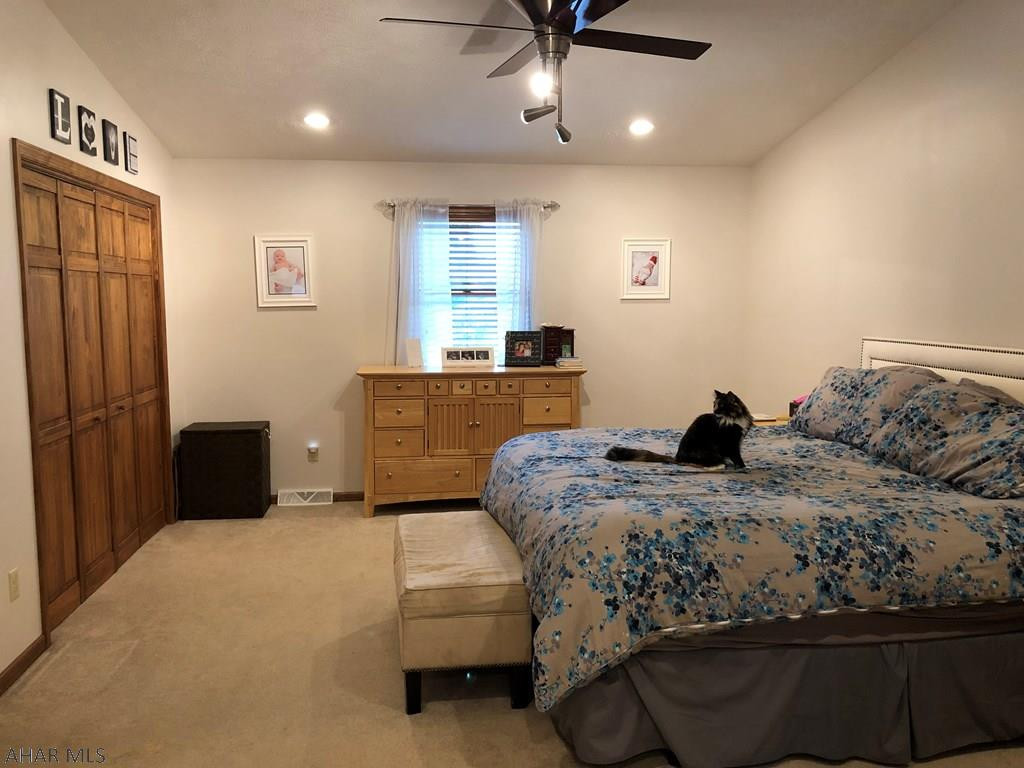 Rolling Hills - Residential