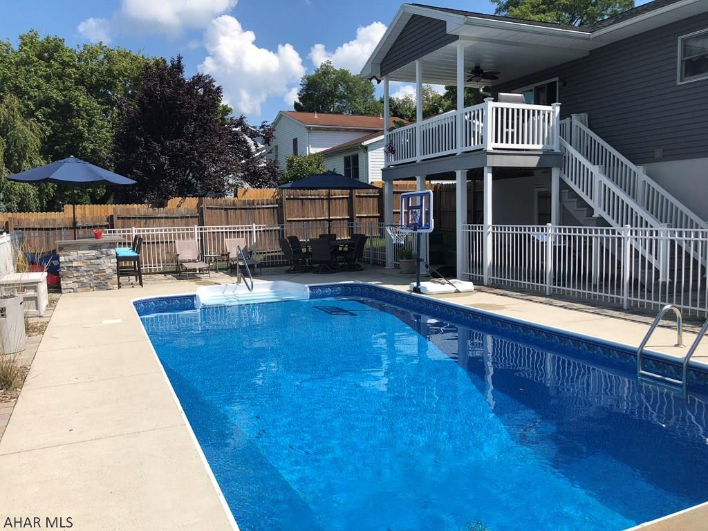 Rolling Hills - Residential