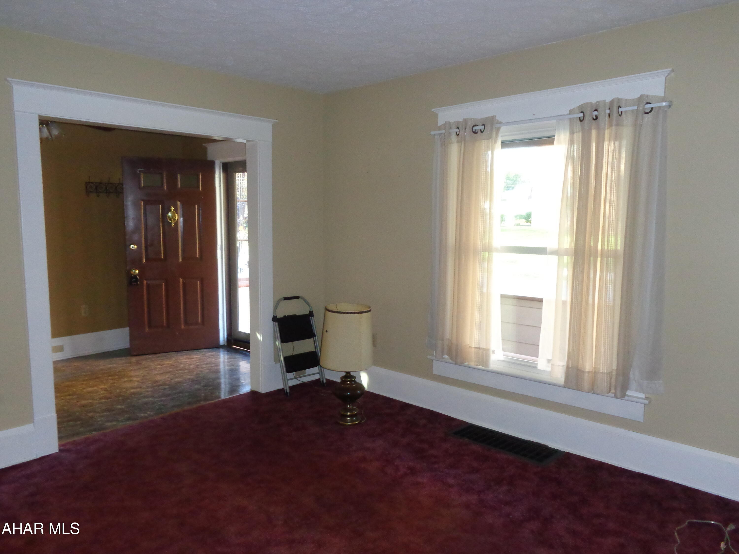 Juniata - Residential