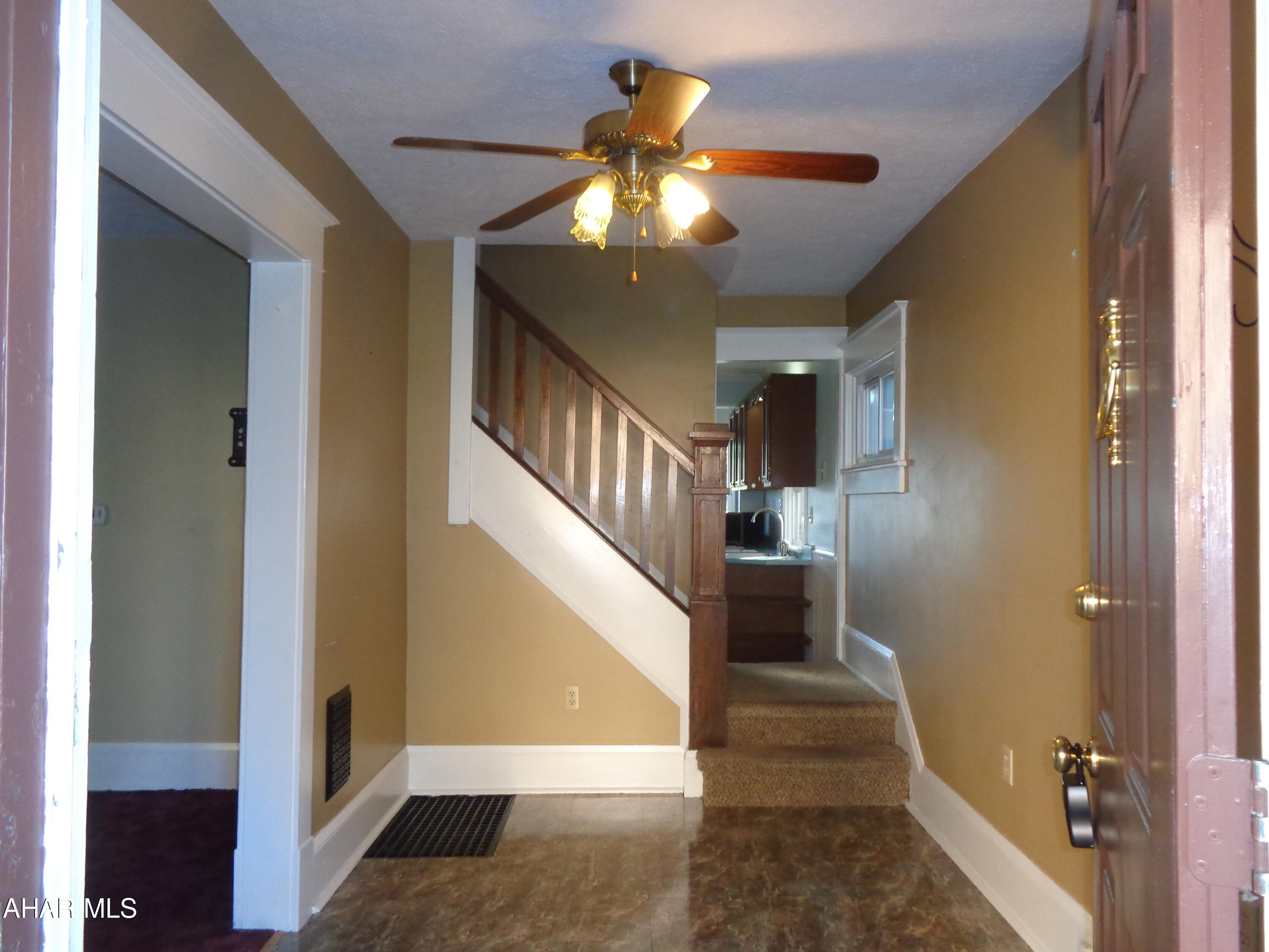 Juniata - Residential