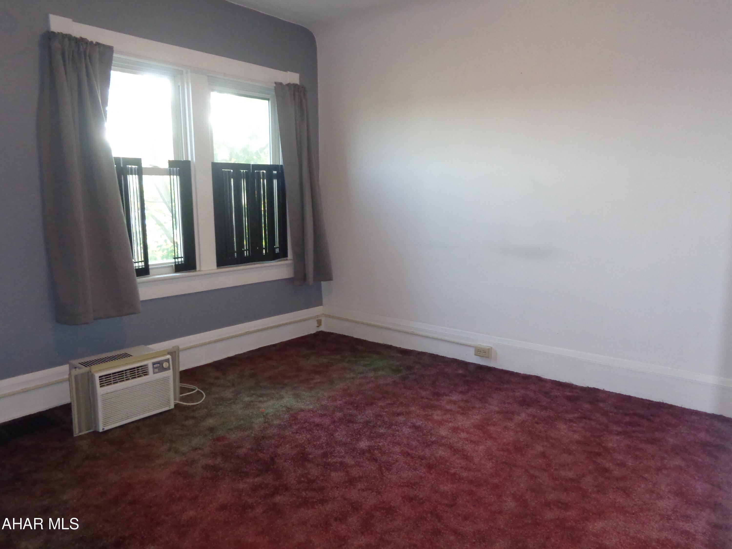 Juniata - Residential