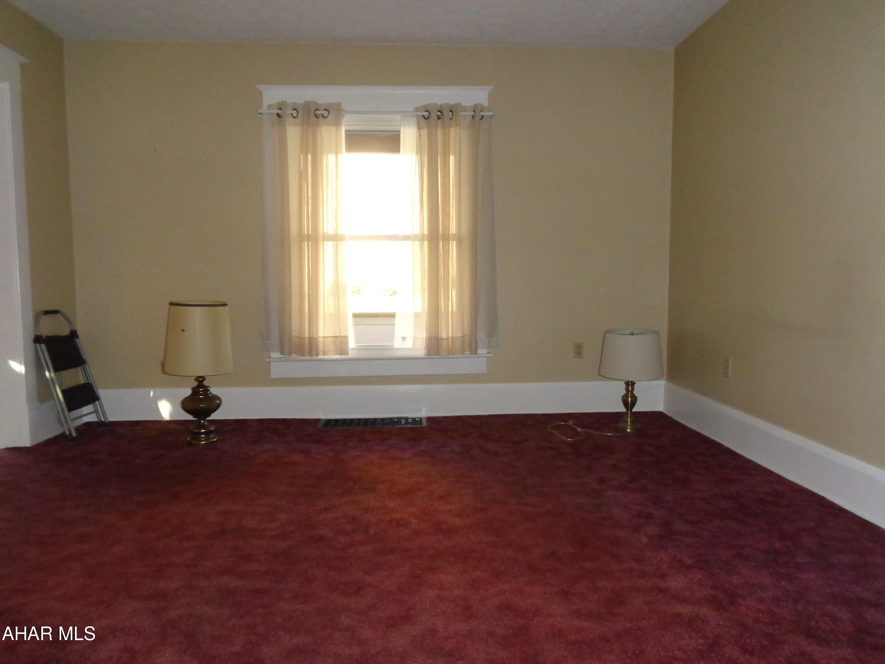 Juniata - Residential