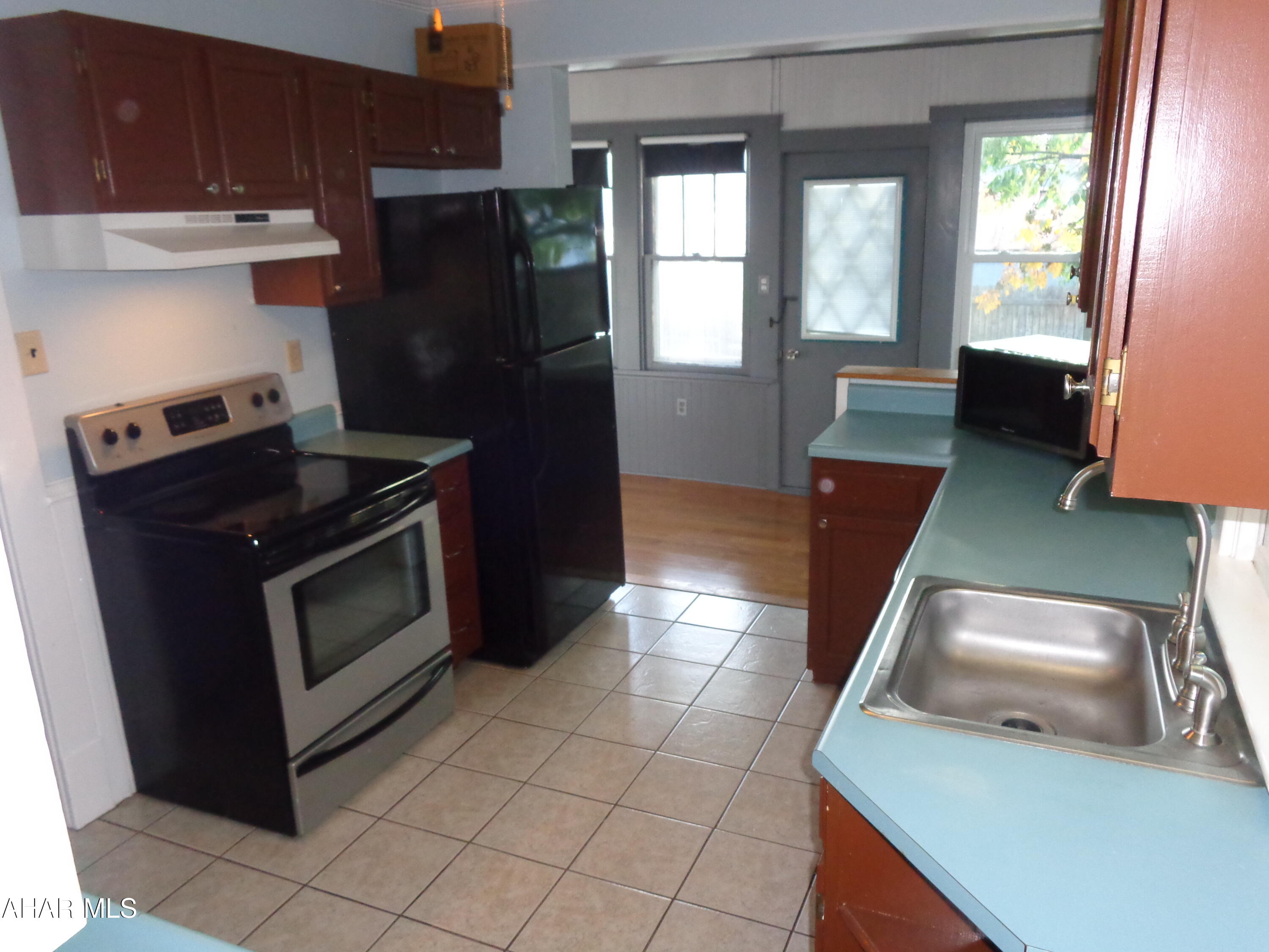 Juniata - Residential