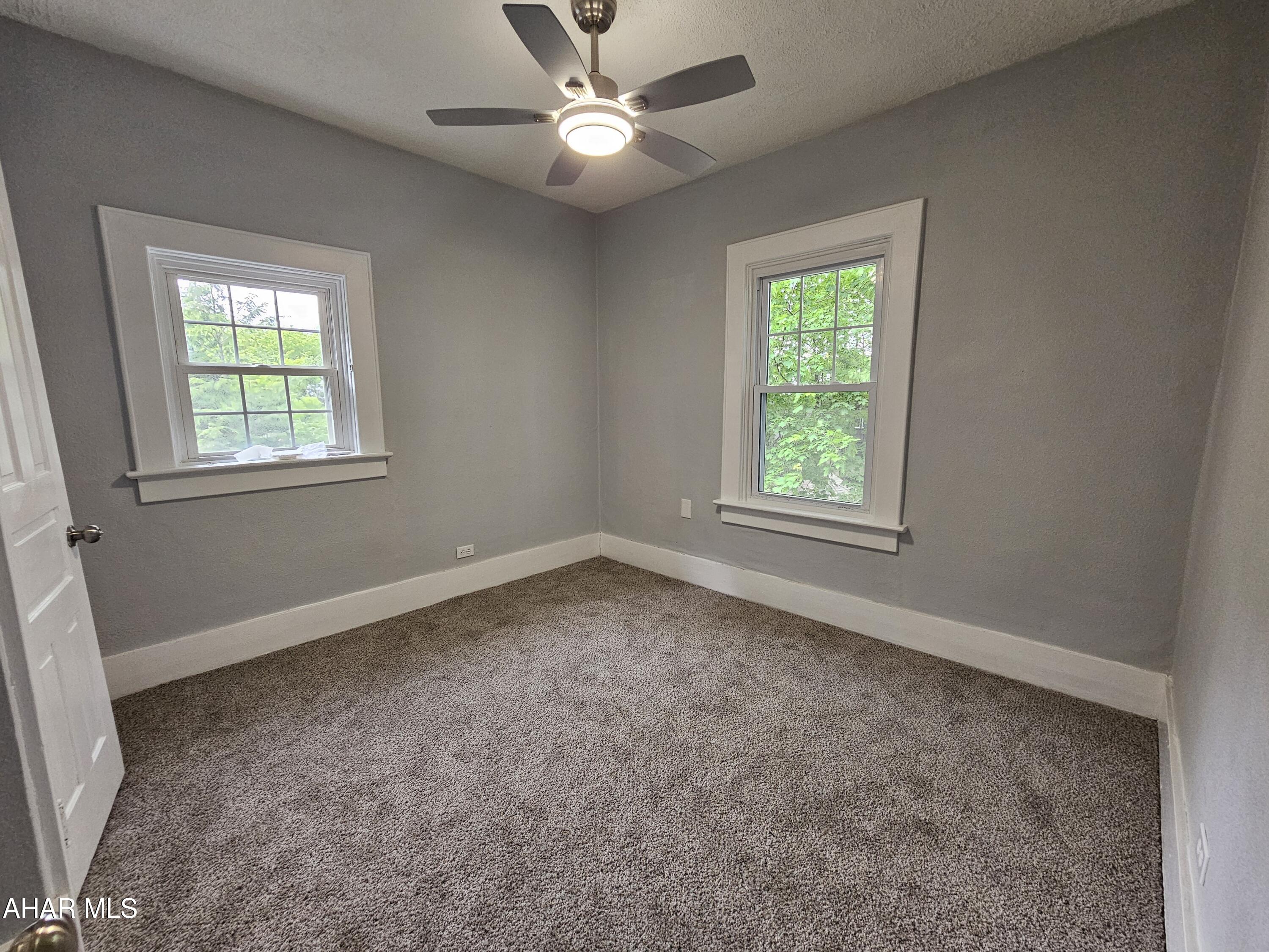 Llyswen - Residential